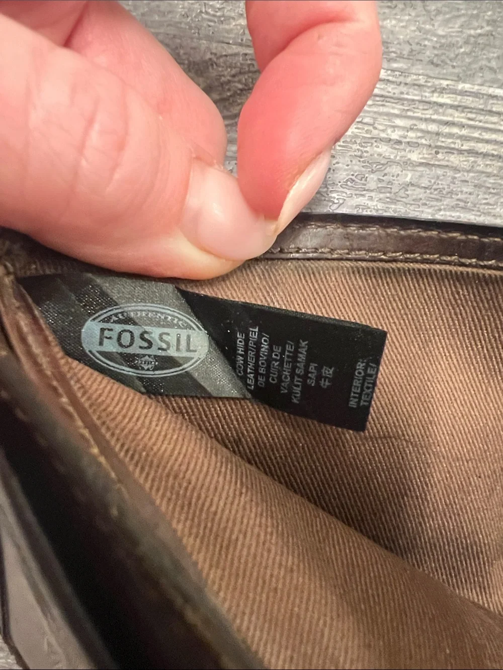 Fossil leather bifold